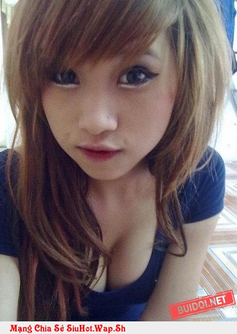 Bích Ngọc Kute Girl vào nhà ngỉ show hàng