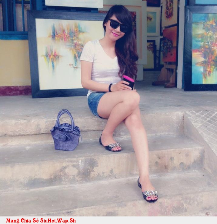 Cấm trẻ em dưới 18...và thanh niên mới lớn...