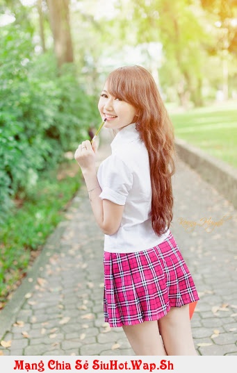 Cấm trẻ em dưới 18...và thanh niên mới lớn...