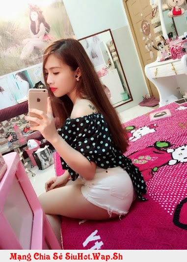 Gái đẹp tự sướng khoe hàng